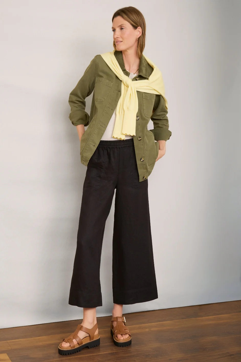 Angeline Linen Cropped Trouser - Black - Image 5