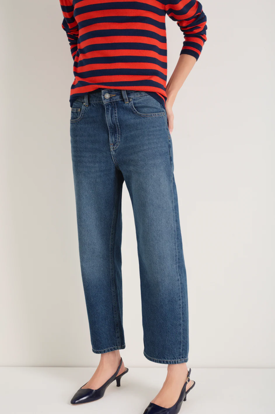 Cath X WYSE Loafer Jean - Mid Wash - Image 3