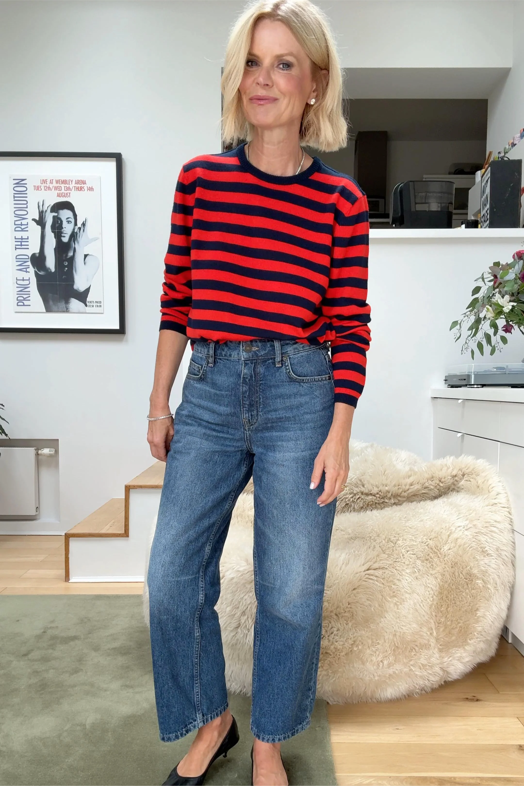 Cath X WYSE Loafer Jean - Mid Wash - Image 5