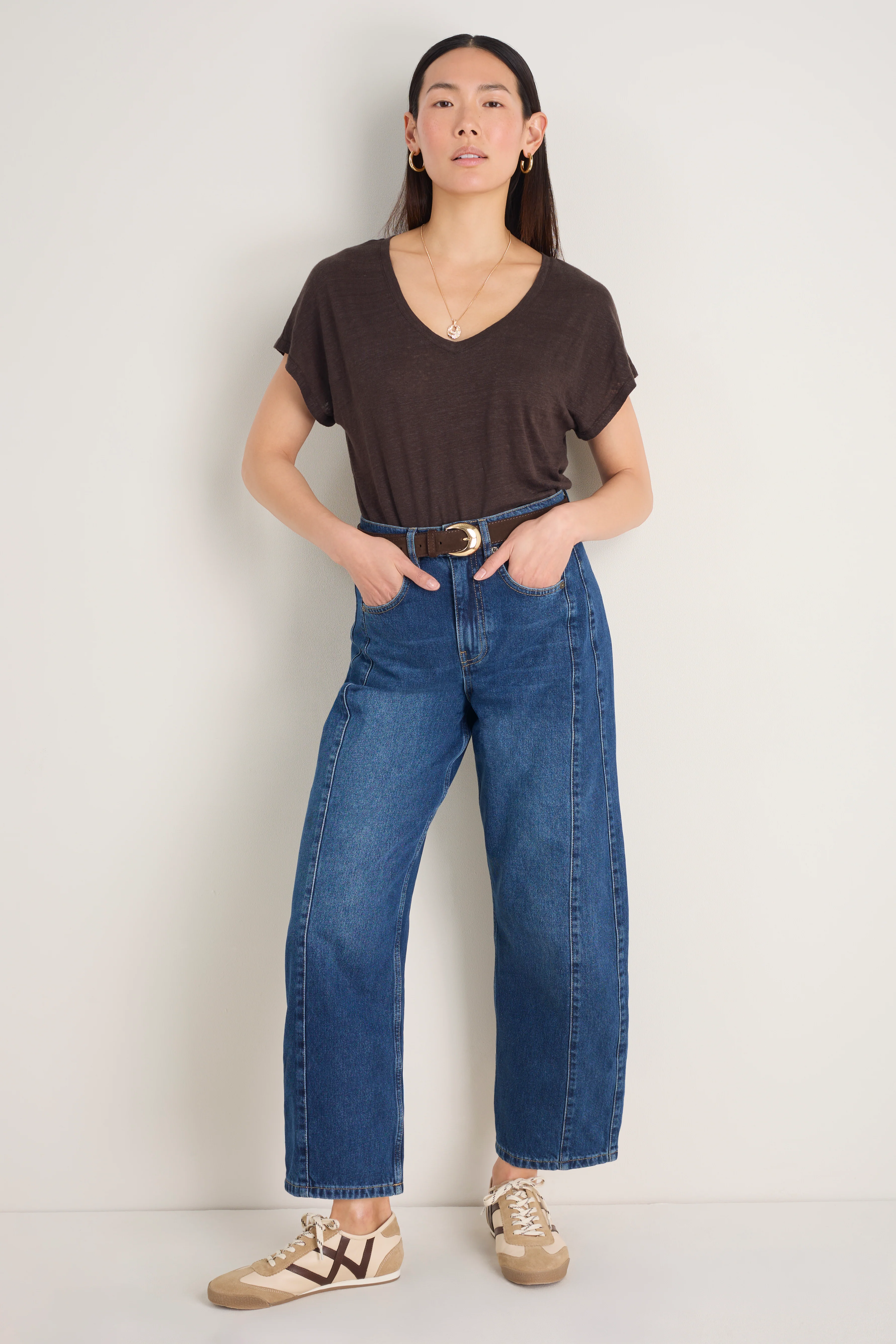 Chiara Linen V Neck Tee - Cocoa - Image 3