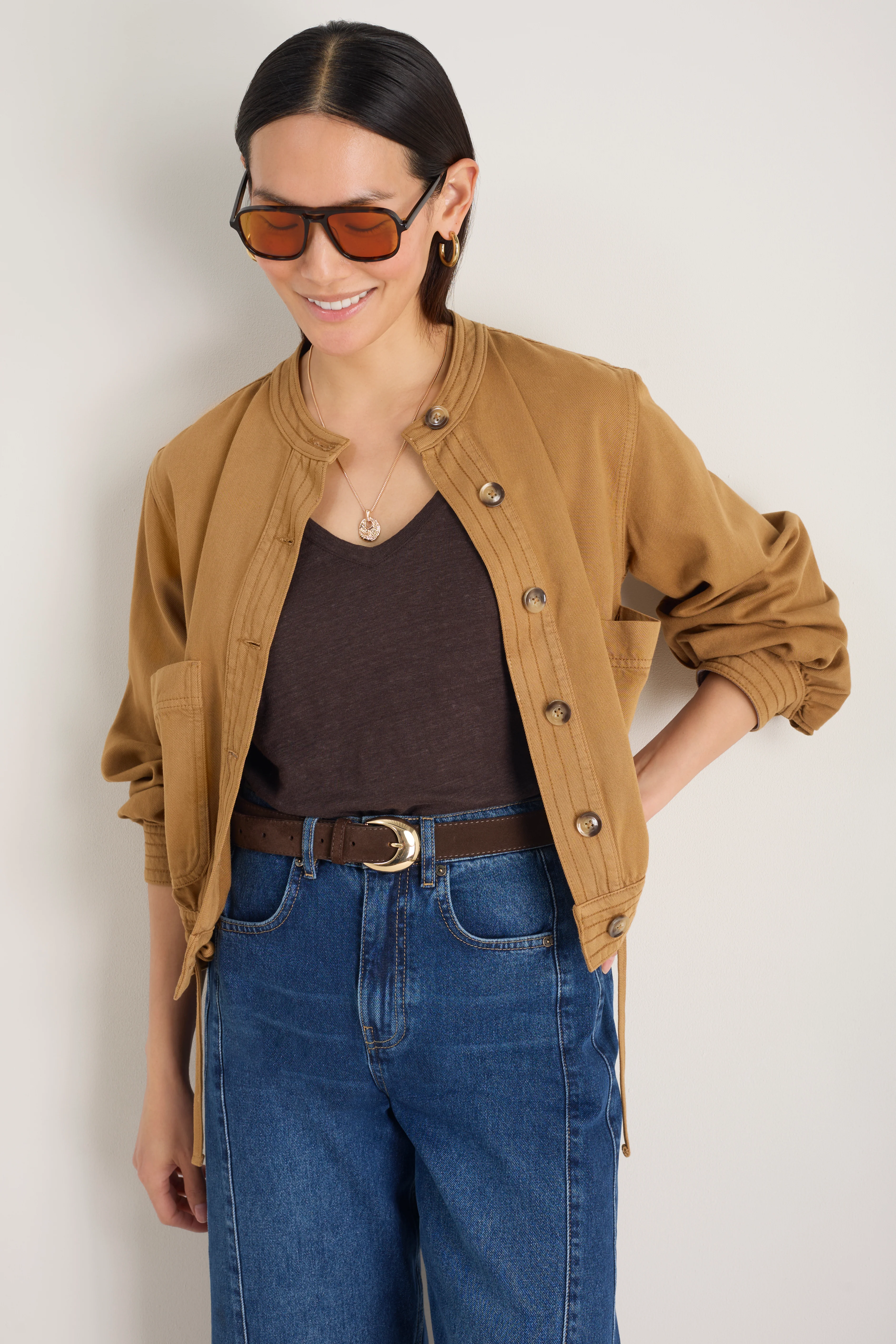 Chiara Linen V Neck Tee - Cocoa - Image 6