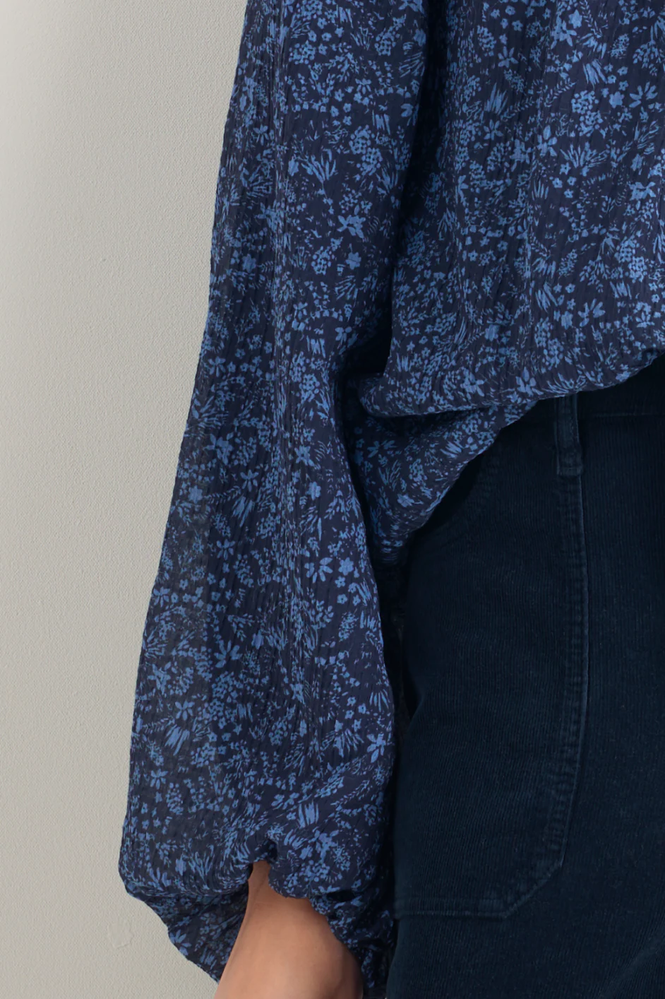 Connie Silk Blend Top - Midnight Mono Floral - Image 2