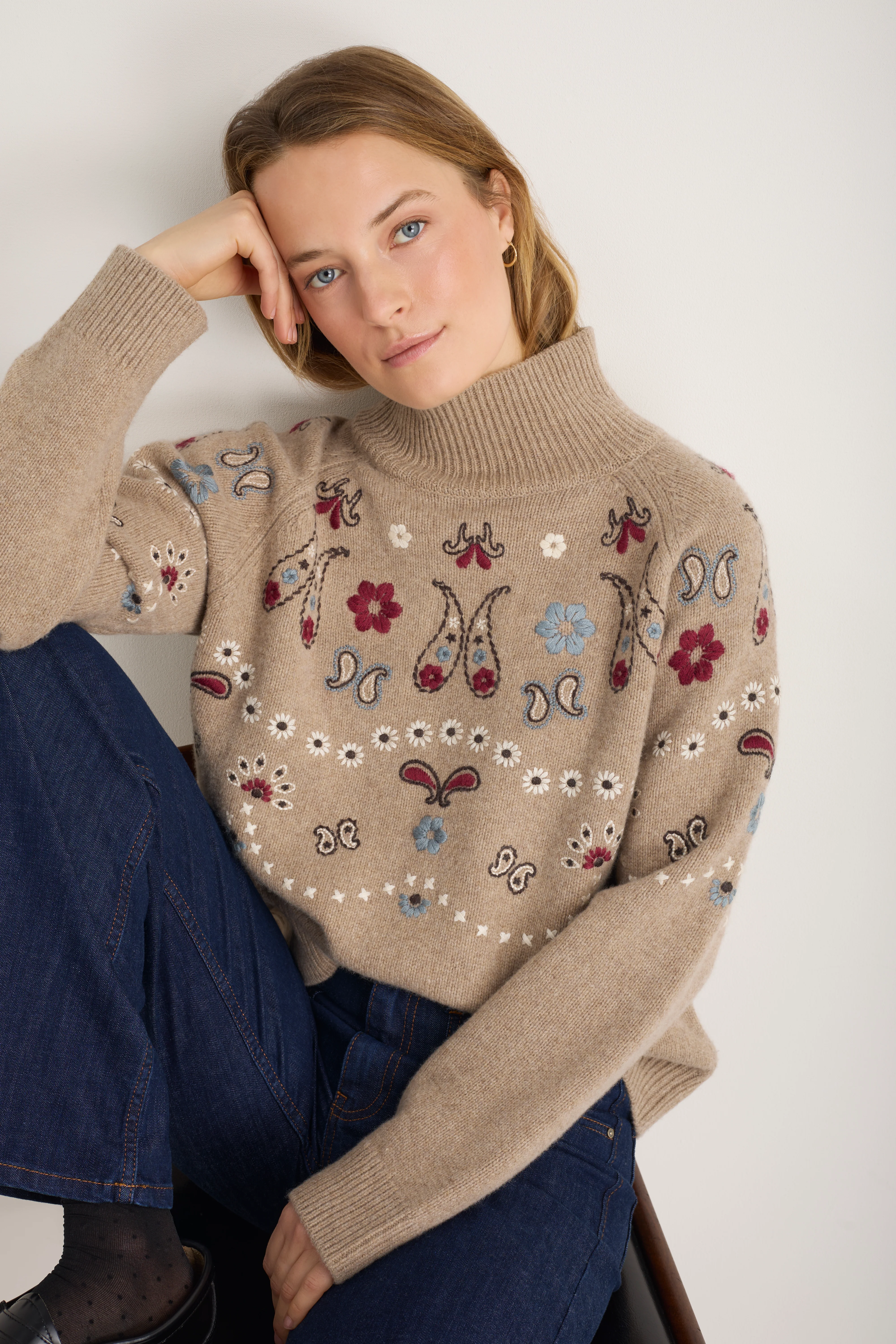 DB X Wyse Bandana Embroidered Jumper - Oat Melange - Image 3