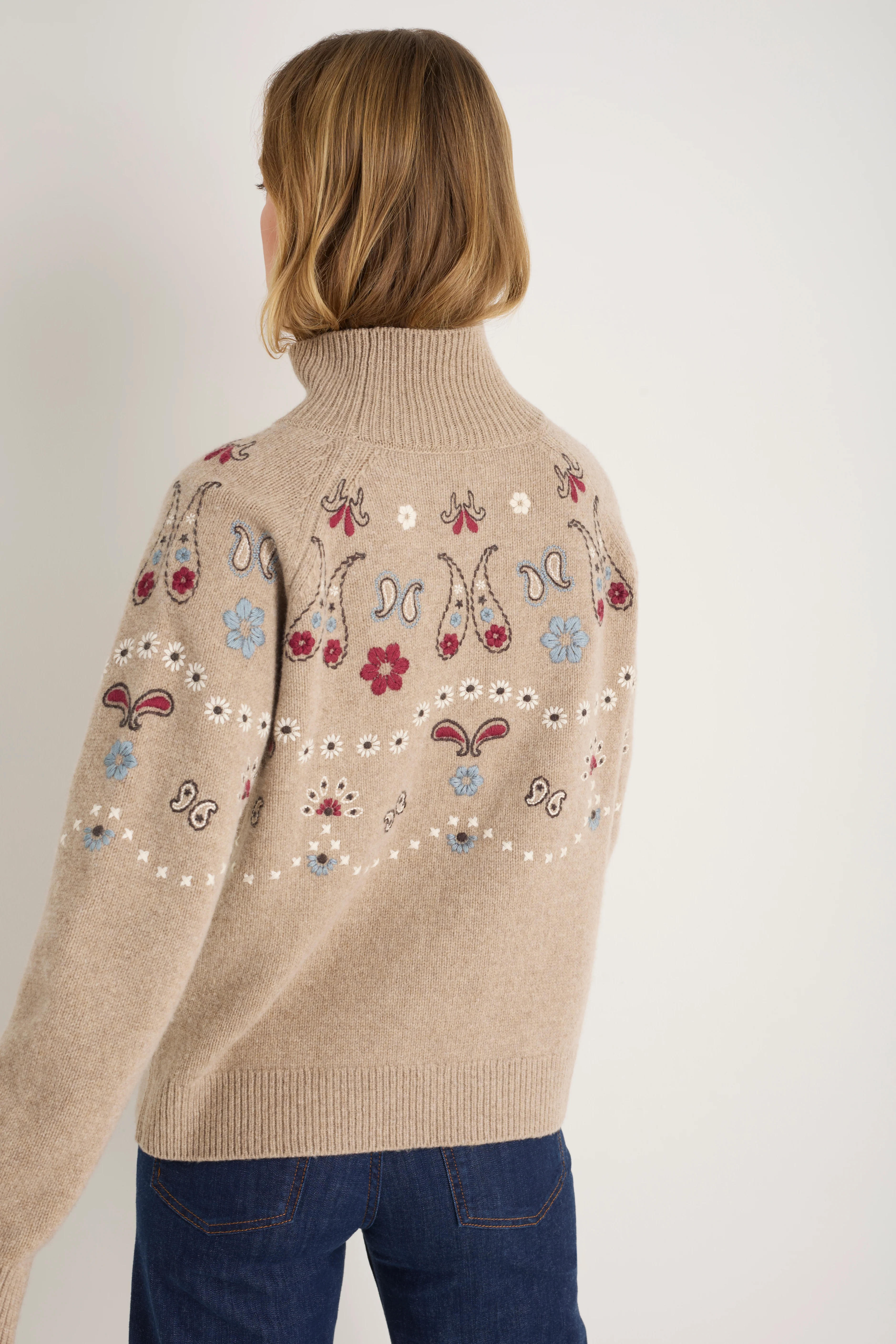 DB X Wyse Bandana Embroidered Jumper - Oat Melange - Image 4