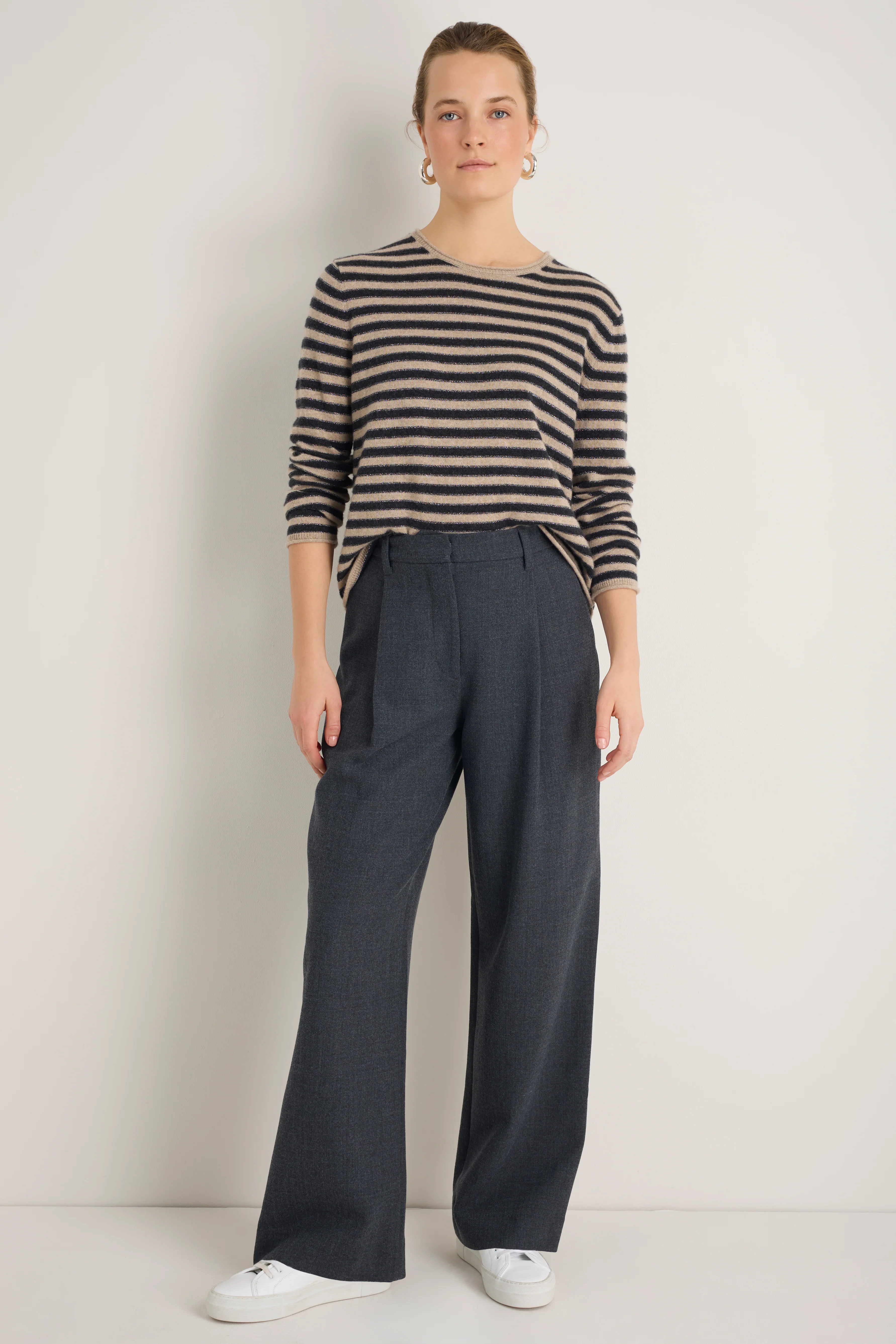 DB x WYSE Wool Blend Pleated Trouser - Charcoal Grey - Image 4