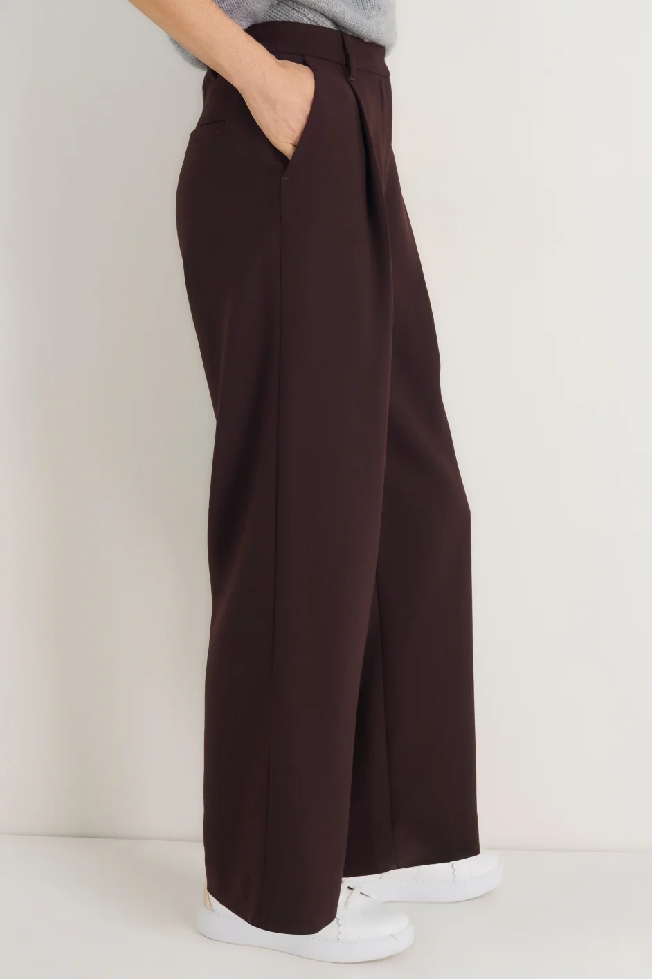 DB x WYSE Wool Blend Pleated Trouser - Cocoa - Image 4