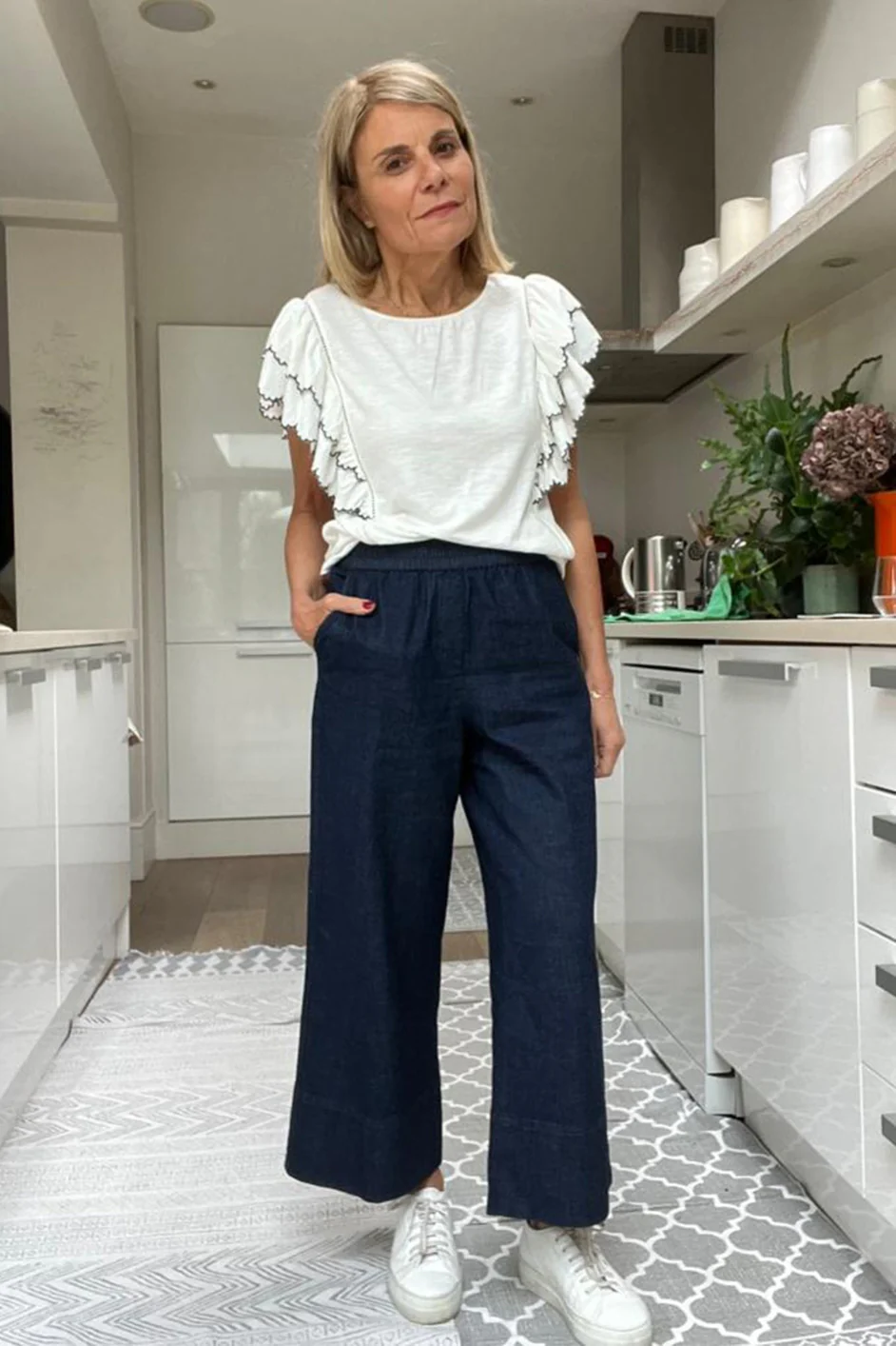 Elle Wide Leg Cropped Jean – Rinse Wash - Image 2