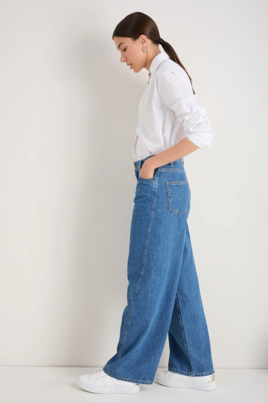 Freya Wide Leg Jean - Mid Wash - Image 3