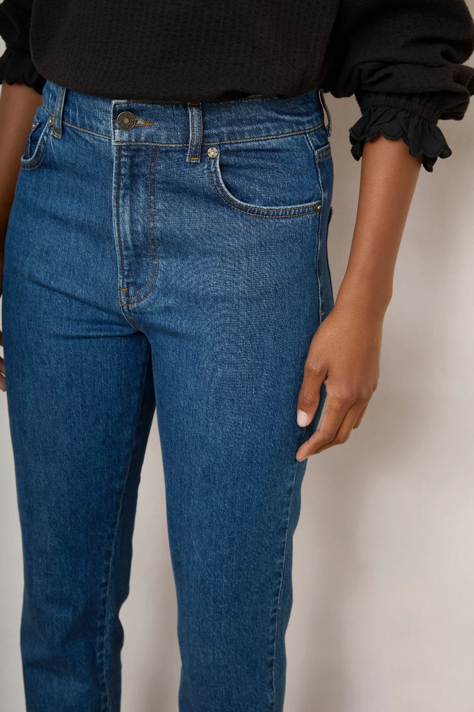 Jeanne Straight Leg Jean - Mid Vintage - Image 2