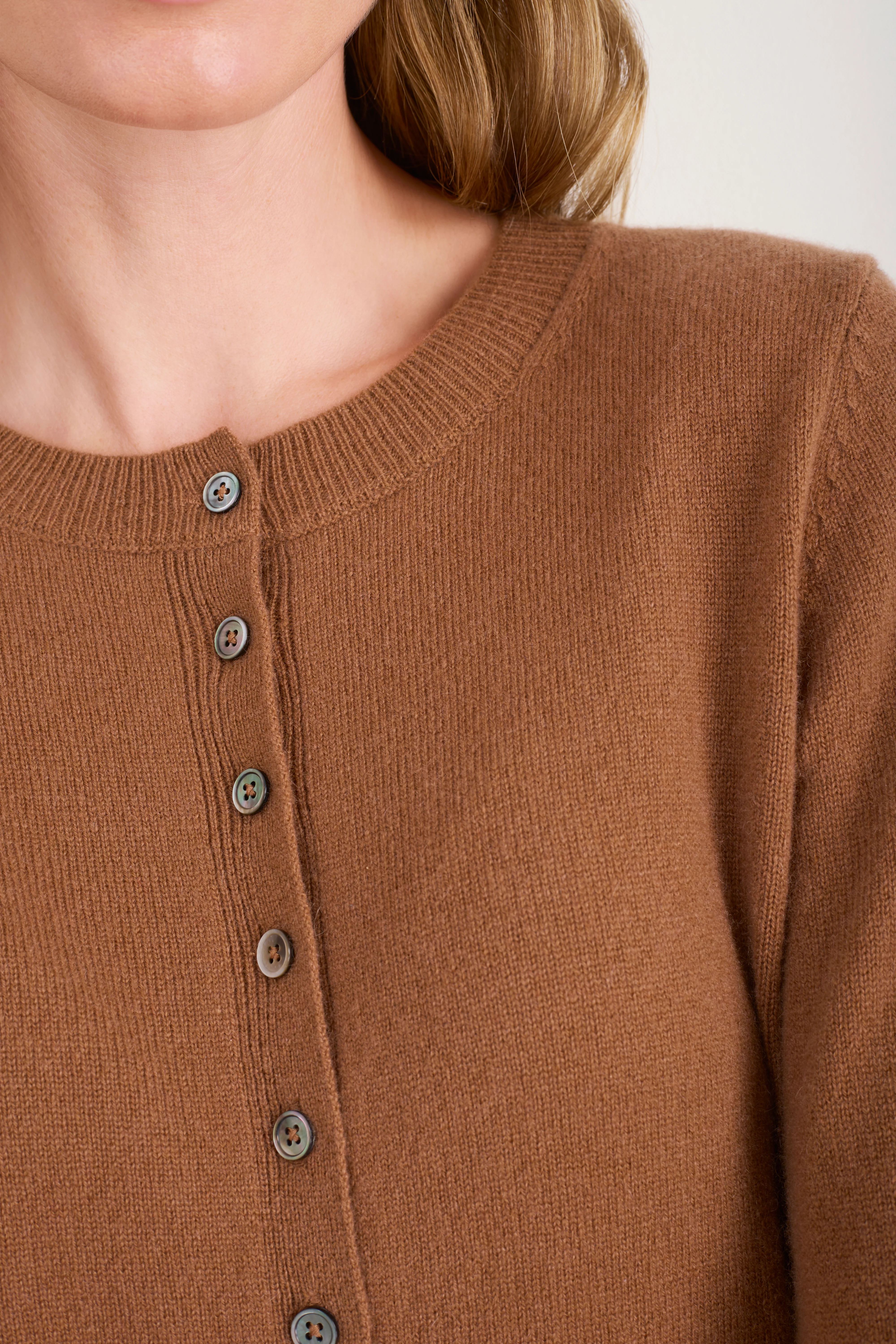 Katie Cashmere Cardigan - Toffee - Image 2