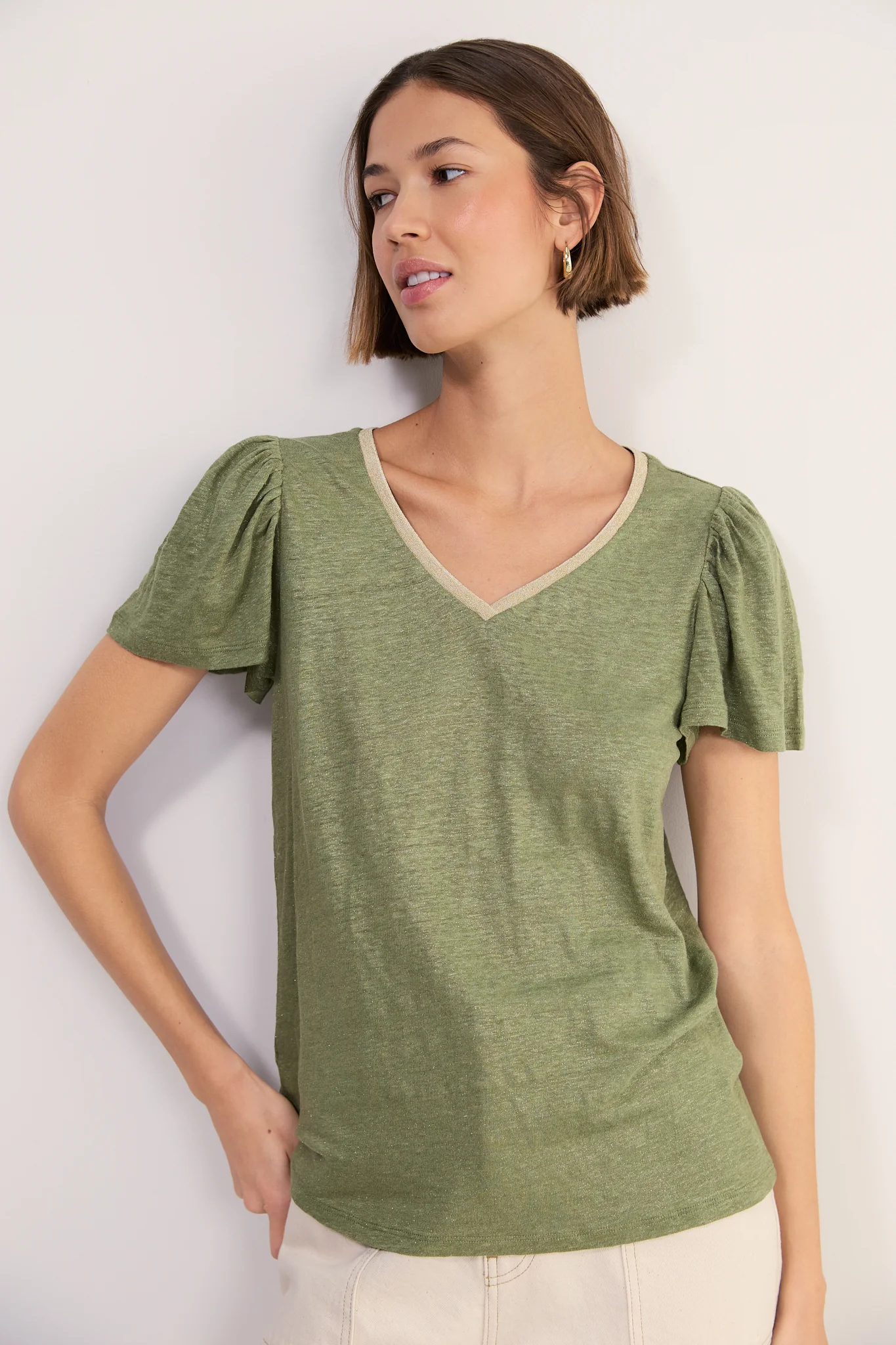 Lily Linen V-Neck Tee - Khaki Shimmer - Image 4