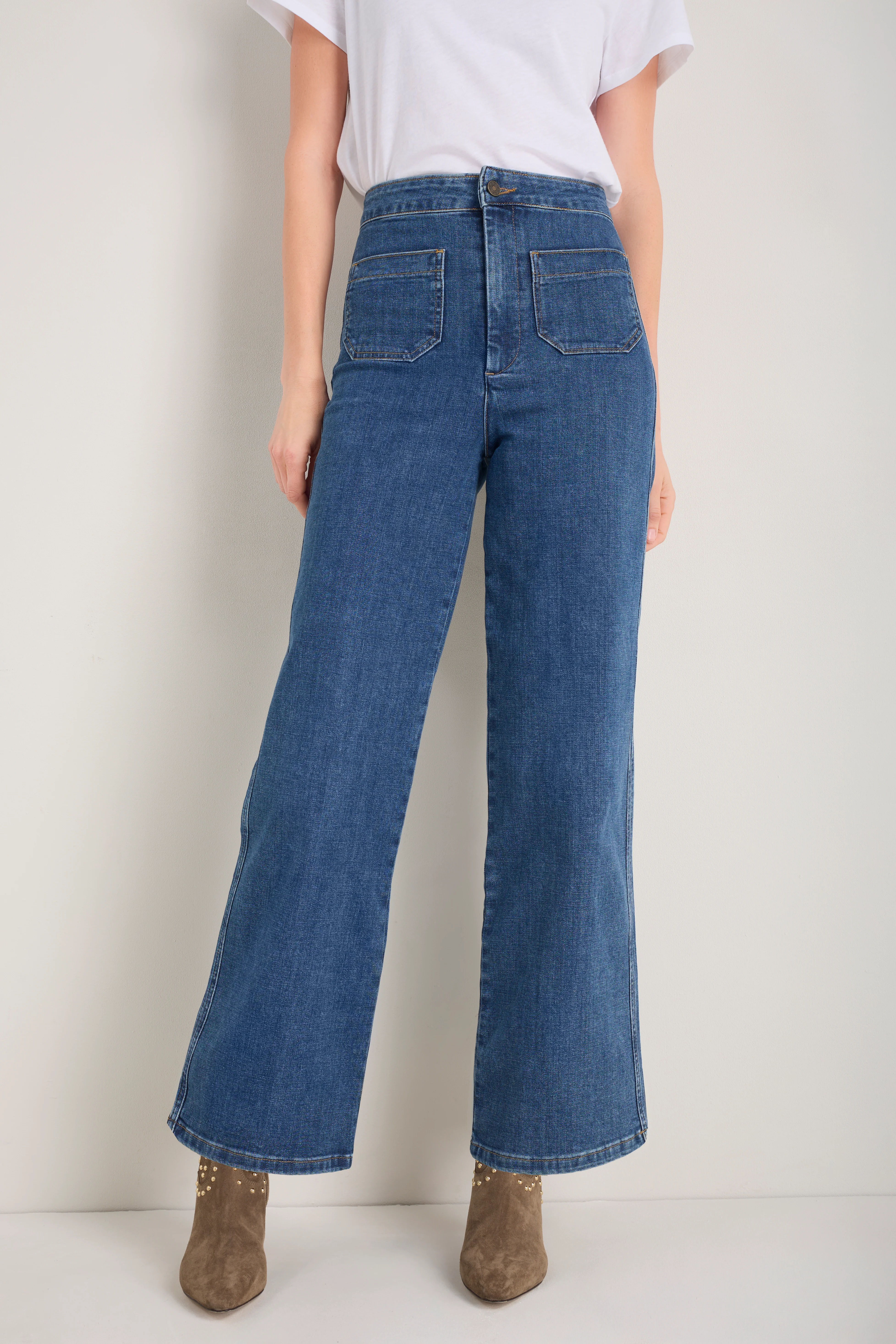 Mollie Patch Pocket Flare Jean - Mid Wash - Image 3