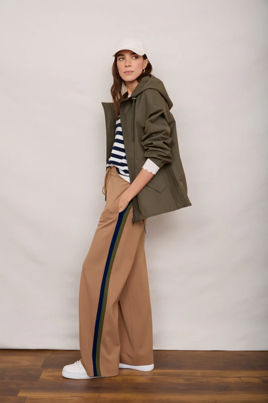 Penny Ponte Wide Leg Trouser - Sand/Moss Green Midnight Stripe - Image 5